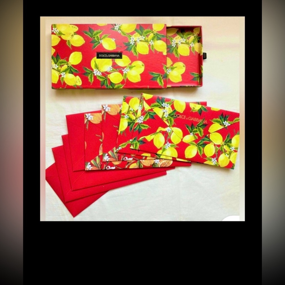 Dolce & Gabbana 2016 Boxed Set of Red Envelopes & Lemon Prints with Insignia NIB